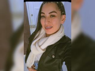 См. подробные сведения о модели AlexaAdams