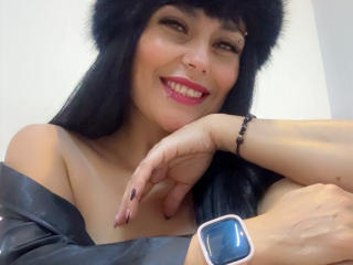 Lásd a CharlotteCrofort teljes profilját