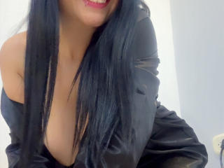 Lásd a CharlotteCrofort teljes profilját