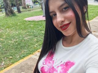 Lásd a MadissonFontaine teljes profilját