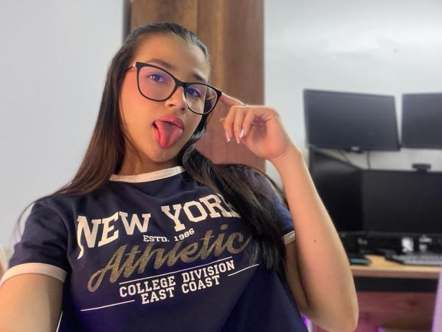 IrisBlair - Live porn &amp; sex cam - 29323340