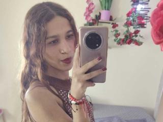 Ver la ficha detallada de ValerieWoods