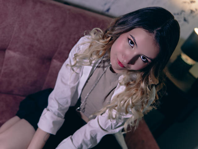 LilaLaurent - Live porn &amp; sex cam - 29325167