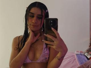 Ver la ficha detallada de AmberLuxefg