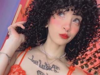 См. подробные сведения о модели LaurenEvie69