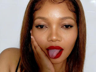 См. подробные сведения о модели NessieCecily