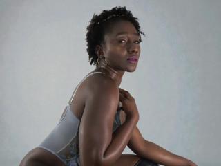 См. подробные сведения о модели NahomyHawk