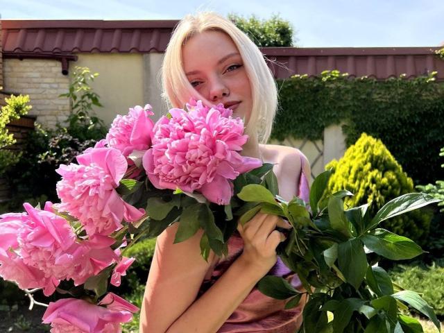 CrystalHope - Live porn &amp; sex cam - 29328566