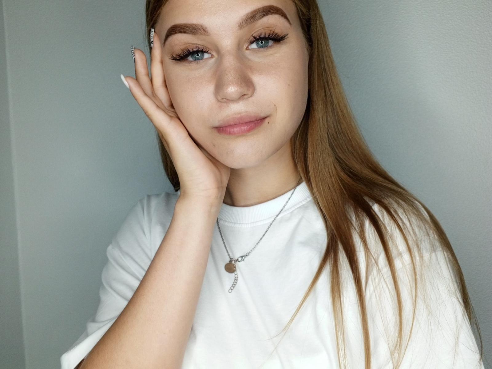 CameliaKorman - Live porn &amp; sex cam - 29329100