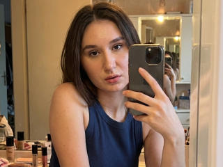 Ver la ficha detallada de BiancaMassimo