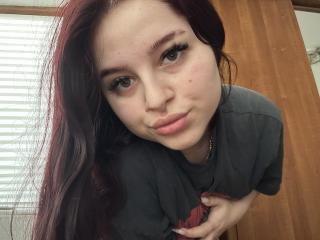 См. подробные сведения о модели LucieRed