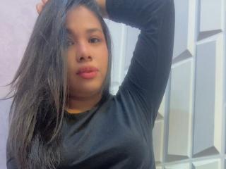 См. подробные сведения о модели VanessaFory