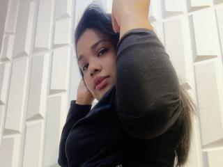 См. подробные сведения о модели VanessaFory