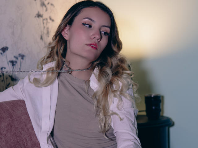 LilaLaurent - Live porn &amp; sex cam - 29331749