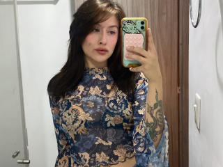 Yksityiskohtaiset tiedot mallista IsabellaPalacio