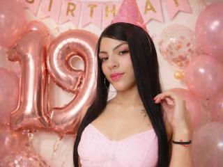 Yksityiskohtaiset tiedot mallista RoxannaMoretti