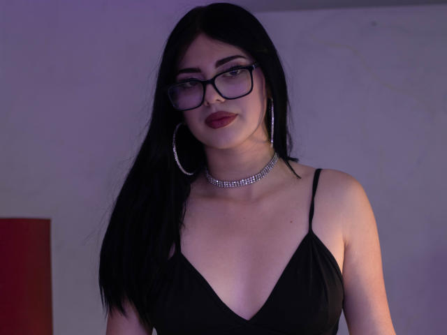 IsabellaaRossi - Live porn &amp; sex cam - 29335697