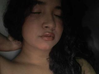 Yksityiskohtaiset tiedot mallista RawPassionCpl