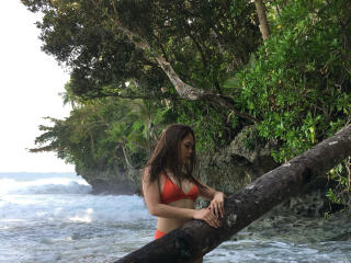 Yksityiskohtaiset tiedot mallista EvaBuntog