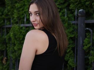 Yksityiskohtaiset tiedot mallista LioraFely