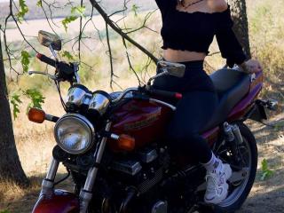 Ver la ficha detallada de LioraFely