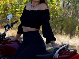 Yksityiskohtaiset tiedot mallista LioraFely