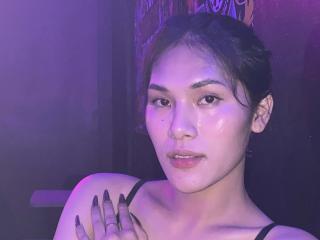 Yksityiskohtaiset tiedot mallista SofiaCumness