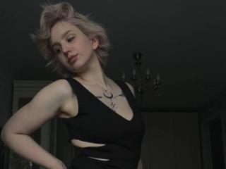 Yksityiskohtaiset tiedot mallista ChereServais