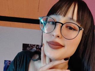 См. подробные сведения о модели TatsumiLee