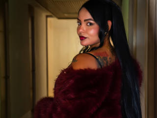 Yksityiskohtaiset tiedot mallista JessicaFiore