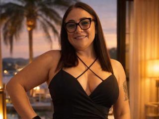 См. подробные сведения о модели LadyNylonOh