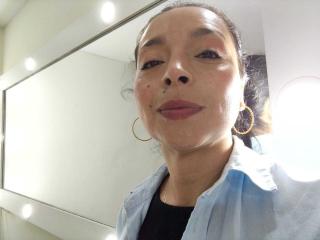 См. подробные сведения о модели StangelarRivera