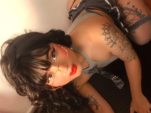 AnnieGrey - Live porn &amp; sex cam - 29341637