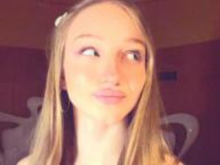 Ver la ficha detallada de ArielleFiorello