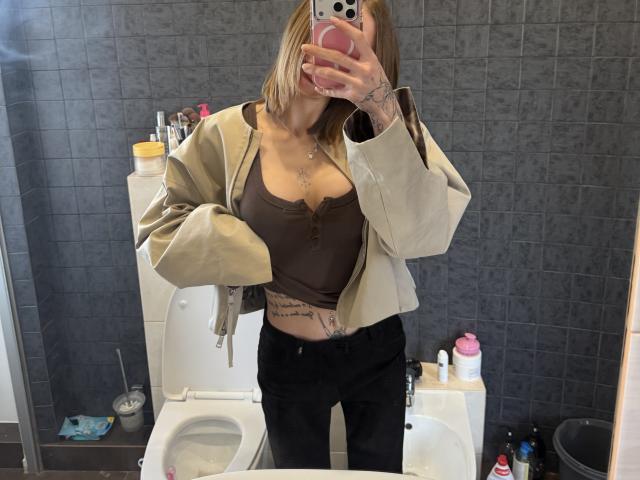 SensualMila - Live porn &amp; sex cam - 29342033