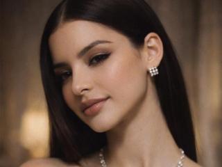 См. подробные сведения о модели IsabellaJames