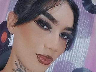 См. подробные сведения о модели DariannaArtehortua