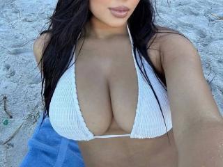 Ver la ficha detallada de QueenValentina-hot