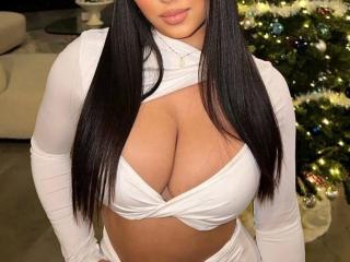 См. подробные сведения о модели QueenValentina-hot