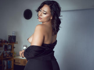 См. подробные сведения о модели KarenWalsh