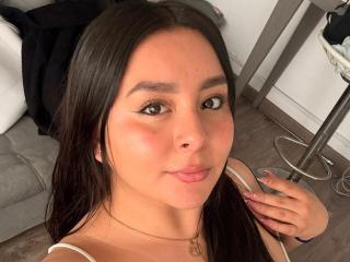 Ver la ficha detallada de EmaJames