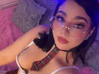 См. подробные сведения о модели NikkyHearts