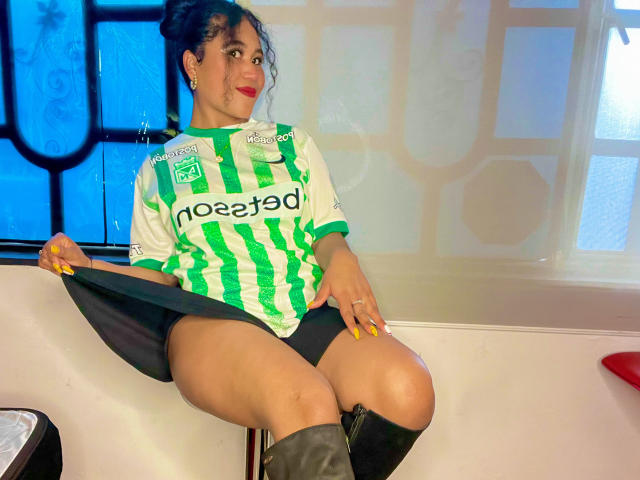 SophieSonyas - Live sex cam - 29345849