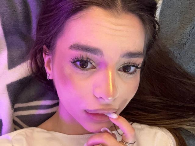 RoseleeVandiest - Live porn &amp; sex cam - 29347175