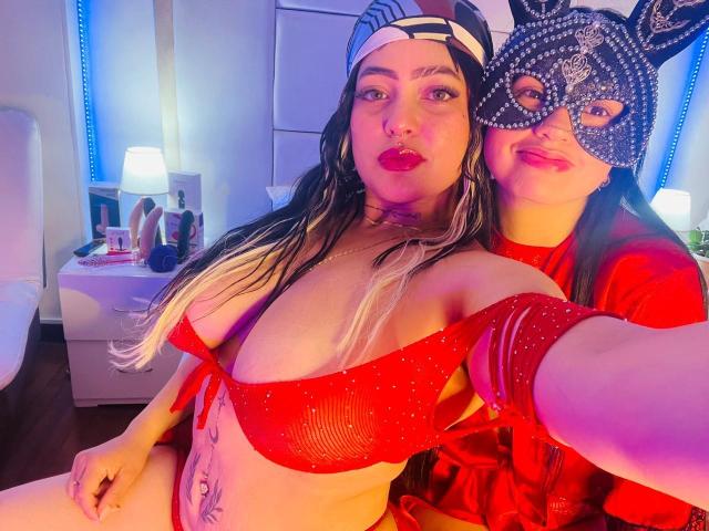 AgathaAndAtenea - Live porn &amp; sex cam - 29347289