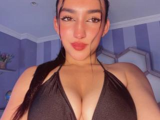 Ver la ficha detallada de YviTaylor