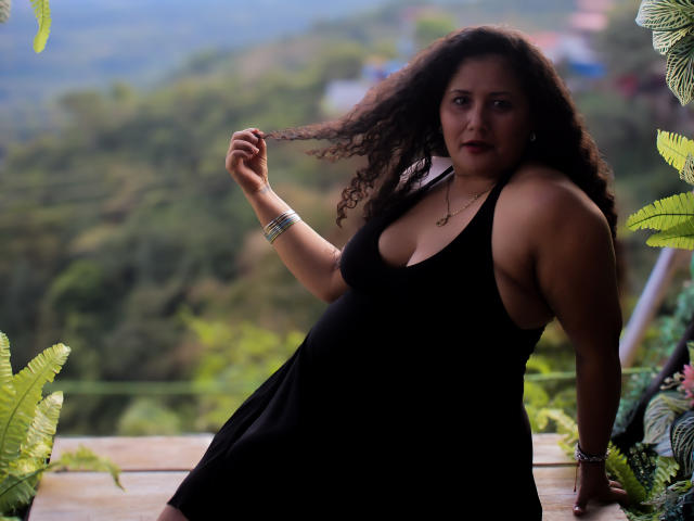 GenesisMontenegro - Sexe cam en vivo - 29349074