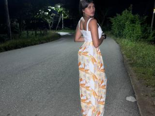 См. подробные сведения о модели AshlyLee