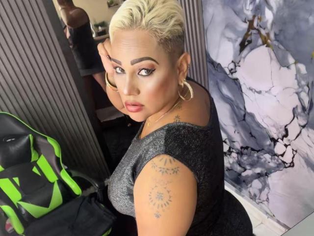 GianellaCox - Live porn &amp; sex cam - 29349569