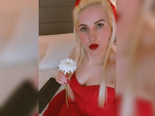 См. подробные сведения о модели GiuliaAddams